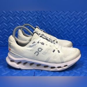 On Cloud Cloudsurfer Womens Running Shoes White Black Athletic Sneakers Size 7.5